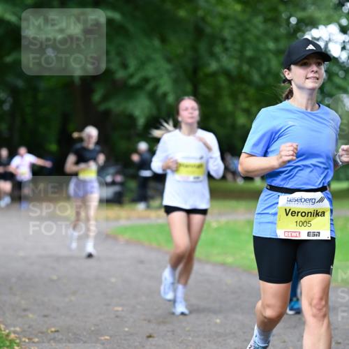 30.08.2026 - Blankeneser Heldenlauf Dr. Thomas Lammeyer http://msf.ph/oto/10011520 30.08.2026 09:38:16 Laufen 1005, 1004 meine-sportfotos.de