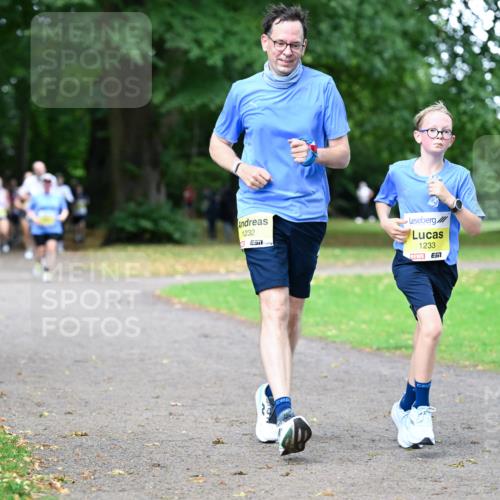 30.08.2026 - Blankeneser Heldenlauf Dr. Thomas Lammeyer http://msf.ph/oto/10011672 30.08.2026 09:38:42 Laufen 1232, 1233 meine-sportfotos.de
