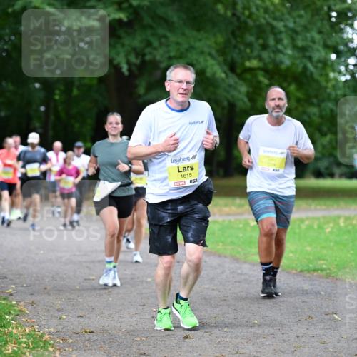30.08.2026 - Blankeneser Heldenlauf Dr. Thomas Lammeyer http://msf.ph/oto/10011715 30.08.2026 09:38:51 Laufen 1615, 1776, 1019 meine-sportfotos.de
