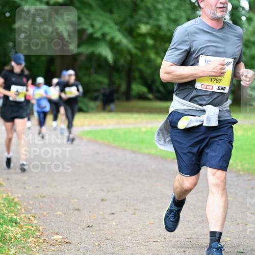 30.08.2026 - Blankeneser Heldenlauf Dr. Thomas Lammeyer http://msf.ph/oto/10012076 30.08.2026 09:39:59 Laufen 1787 meine-sportfotos.de