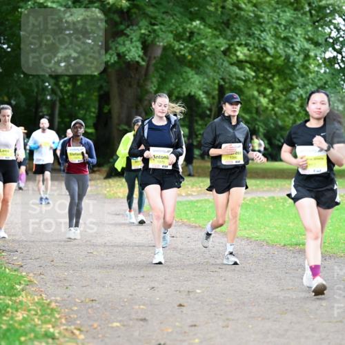 30.08.2026 - Blankeneser Heldenlauf Dr. Thomas Lammeyer http://msf.ph/oto/10012896 30.08.2026 09:42:15 Laufen 1552, 1070, 1396, 102 meine-sportfotos.de
