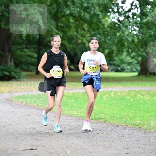 30.08.2026 - Blankeneser Heldenlauf Dr. Thomas Lammeyer http://msf.ph/oto/10014170 30.08.2026 09:47:13 Laufen 1451, 1452 meine-sportfotos.de