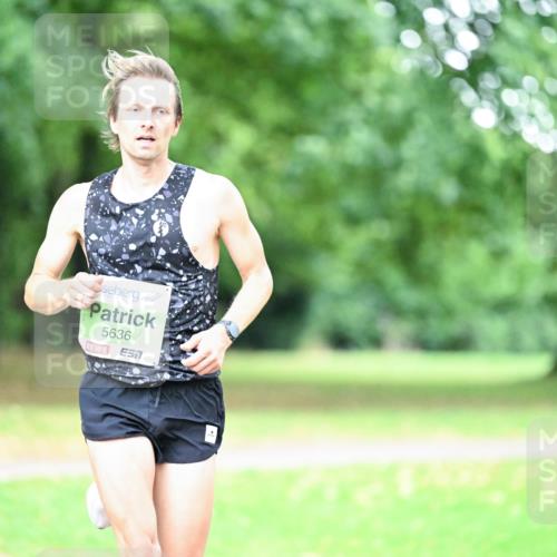 30.08.2026 - Blankeneser Heldenlauf Dr. Thomas Lammeyer http://msf.ph/oto/10014649 30.08.2026 09:49:49 Laufen 5636 meine-sportfotos.de