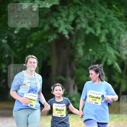 30.08.2026 - Blankeneser Heldenlauf Dr. Thomas Lammeyer http://msf.ph/oto/10014935 30.08.2026 09:52:03 Laufen 157, 1659, 1658 meine-sportfotos.de