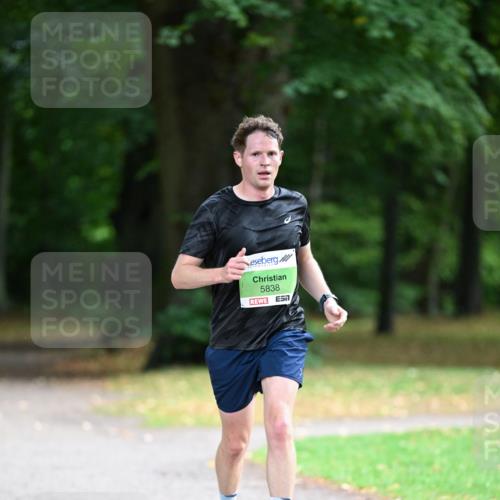 30.08.2026 - Blankeneser Heldenlauf Dr. Thomas Lammeyer http://msf.ph/oto/10015046 30.08.2026 09:53:00 Laufen 5838 meine-sportfotos.de