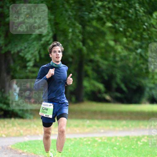 30.08.2026 - Blankeneser Heldenlauf Dr. Thomas Lammeyer http://msf.ph/oto/10015303 30.08.2026 09:55:59 Laufen 5709 meine-sportfotos.de