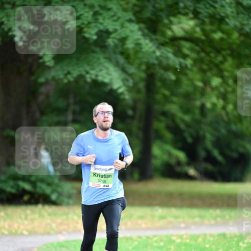 30.08.2026 - Blankeneser Heldenlauf Dr. Thomas Lammeyer http://msf.ph/oto/10015381 30.08.2026 09:56:43 Laufen 5228 meine-sportfotos.de