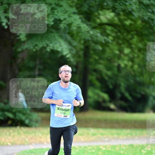 30.08.2026 - Blankeneser Heldenlauf Dr. Thomas Lammeyer http://msf.ph/oto/10015382 30.08.2026 09:56:43 Laufen 5228, 57 meine-sportfotos.de