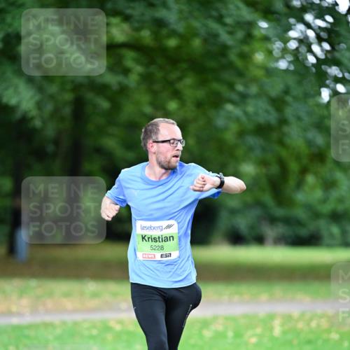 30.08.2026 - Blankeneser Heldenlauf Dr. Thomas Lammeyer http://msf.ph/oto/10015389 30.08.2026 09:56:44 Laufen 5228 meine-sportfotos.de