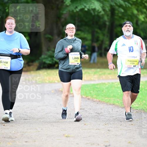 30.08.2026 - Blankeneser Heldenlauf Dr. Thomas Lammeyer http://msf.ph/oto/10015463 30.08.2026 09:57:11 Laufen 1376, 57, 1288, 10, 1729, 7 meine-sportfotos.de