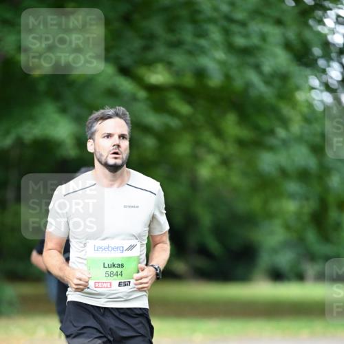 30.08.2026 - Blankeneser Heldenlauf Dr. Thomas Lammeyer http://msf.ph/oto/10015711 30.08.2026 09:58:57 Laufen 5844 meine-sportfotos.de