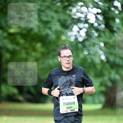 30.08.2026 - Blankeneser Heldenlauf Dr. Thomas Lammeyer http://msf.ph/oto/10015717 30.08.2026 09:58:58 Laufen 5828 meine-sportfotos.de