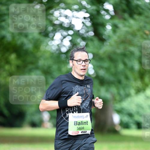 30.08.2026 - Blankeneser Heldenlauf Dr. Thomas Lammeyer http://msf.ph/oto/10015719 30.08.2026 09:58:59 Laufen 5828 meine-sportfotos.de