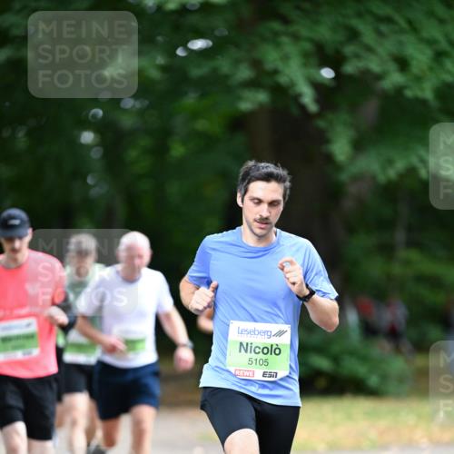 30.08.2026 - Blankeneser Heldenlauf Dr. Thomas Lammeyer http://msf.ph/oto/10015752 30.08.2026 09:59:12 Laufen 5105 meine-sportfotos.de