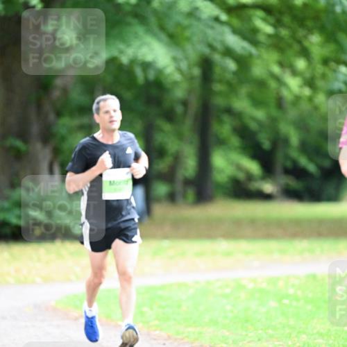 30.08.2026 - Blankeneser Heldenlauf Dr. Thomas Lammeyer http://msf.ph/oto/10015979 30.08.2026 10:00:31 Laufen 5481, 5839 meine-sportfotos.de