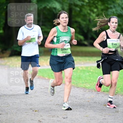 30.08.2026 - Blankeneser Heldenlauf Dr. Thomas Lammeyer http://msf.ph/oto/10016058 30.08.2026 10:01:04 Laufen 5813, 5, 10, 5432, 5827 meine-sportfotos.de