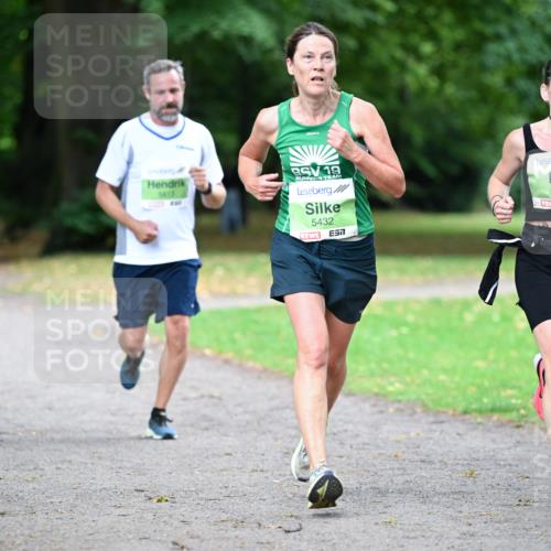 30.08.2026 - Blankeneser Heldenlauf Dr. Thomas Lammeyer http://msf.ph/oto/10016060 30.08.2026 10:01:05 Laufen 5813, 19, 5432, 57, 5827 meine-sportfotos.de