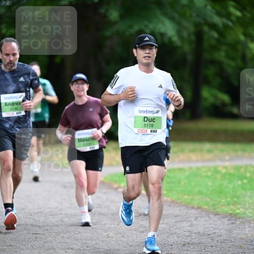 30.08.2026 - Blankeneser Heldenlauf Dr. Thomas Lammeyer http://msf.ph/oto/10016144 30.08.2026 10:01:37 Laufen 5190, 154, 5178 meine-sportfotos.de