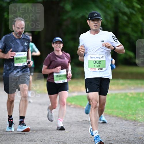 30.08.2026 - Blankeneser Heldenlauf Dr. Thomas Lammeyer http://msf.ph/oto/10016146 30.08.2026 10:01:38 Laufen 5190, 154, 5178 meine-sportfotos.de