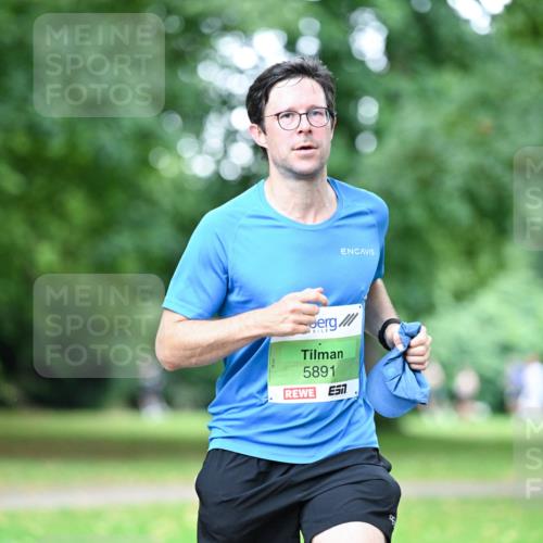 30.08.2026 - Blankeneser Heldenlauf Dr. Thomas Lammeyer http://msf.ph/oto/10016164 30.08.2026 10:01:41 Laufen 5891 meine-sportfotos.de