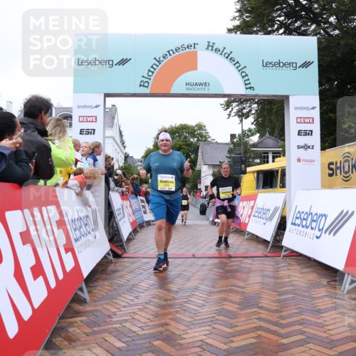 30.08.2026 - Blankeneser Heldenlauf Lena Gebhardt http://msf.ph/oto/10016771 30.08.2026 09:57:34 Ziel 1080, 1082, 1254, 1296, 1524 meine-sportfotos.de