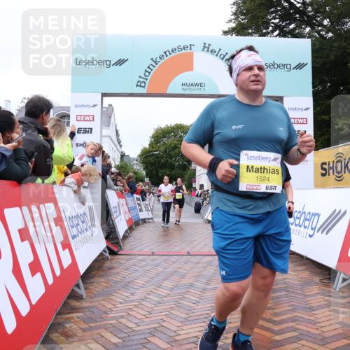 30.08.2026 - Blankeneser Heldenlauf Lena Gebhardt http://msf.ph/oto/10016789 30.08.2026 09:57:35 Ziel 1080, 1082, 1254, 1524 meine-sportfotos.de