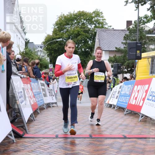30.08.2026 - Blankeneser Heldenlauf Lena Gebhardt http://msf.ph/oto/10016804 30.08.2026 09:57:38 Ziel 1080, 1082, 1254, 1524 meine-sportfotos.de