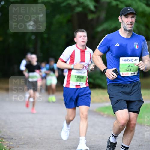 30.08.2026 - Blankeneser Heldenlauf Dr. Thomas Lammeyer http://msf.ph/oto/10016814 30.08.2026 10:04:20 Laufen 5881, 7, 5653 meine-sportfotos.de