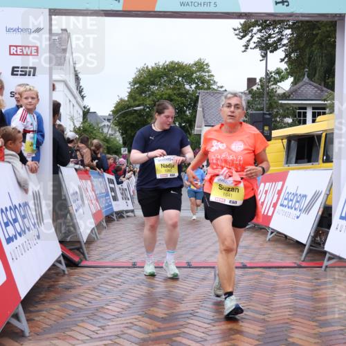 30.08.2026 - Blankeneser Heldenlauf Lena Gebhardt http://msf.ph/oto/10016868 30.08.2026 09:57:47 Ziel 1260, 1610, 1611, 1641, 1685 meine-sportfotos.de