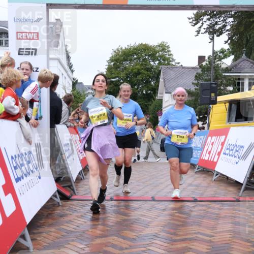 30.08.2026 - Blankeneser Heldenlauf Lena Gebhardt http://msf.ph/oto/10016904 30.08.2026 09:57:50 Ziel 1260, 1610, 1611, 1641, 1685 meine-sportfotos.de