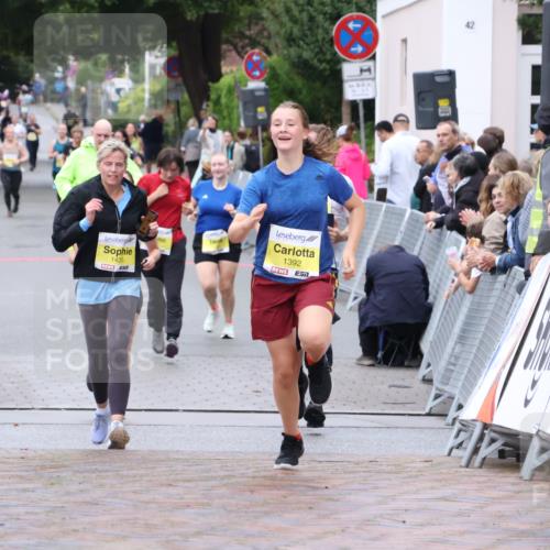 30.08.2026 - Blankeneser Heldenlauf Lena Gebhardt http://msf.ph/oto/10016976 30.08.2026 09:58:01 Ziel 1392, 1775 meine-sportfotos.de