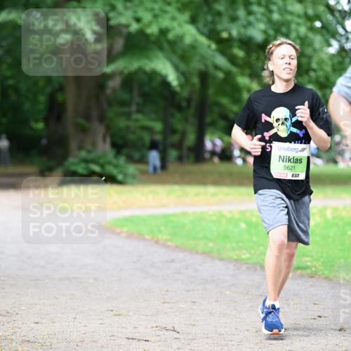 30.08.2026 - Blankeneser Heldenlauf Dr. Thomas Lammeyer http://msf.ph/oto/10017165 30.08.2026 10:05:23 Laufen 5621, 5647 meine-sportfotos.de