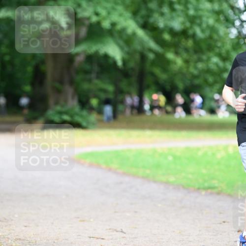 30.08.2026 - Blankeneser Heldenlauf Dr. Thomas Lammeyer http://msf.ph/oto/10017170 30.08.2026 10:05:24 Laufen 5621 meine-sportfotos.de