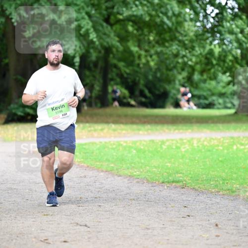 30.08.2026 - Blankeneser Heldenlauf Dr. Thomas Lammeyer http://msf.ph/oto/10017479 30.08.2026 10:06:33 Laufen 5316, 5146 meine-sportfotos.de