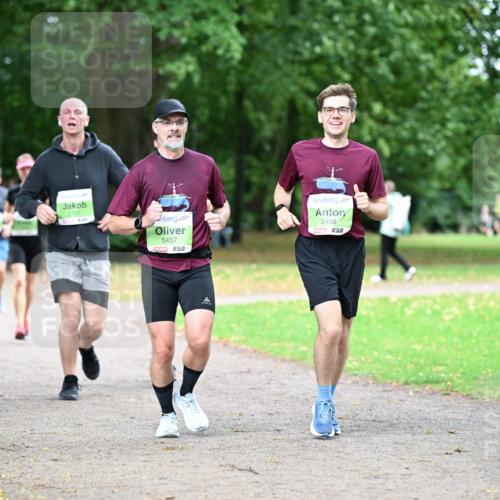 30.08.2026 - Blankeneser Heldenlauf Dr. Thomas Lammeyer http://msf.ph/oto/10017518 30.08.2026 10:06:40 Laufen 5767, 5457, 5456 meine-sportfotos.de