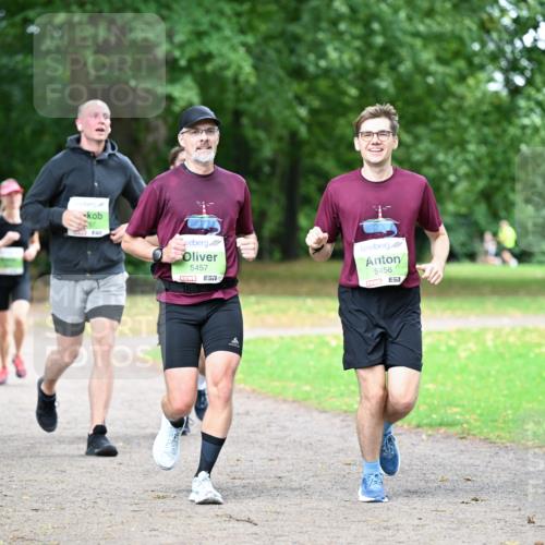 30.08.2026 - Blankeneser Heldenlauf Dr. Thomas Lammeyer http://msf.ph/oto/10017520 30.08.2026 10:06:40 Laufen 5457, 5456 meine-sportfotos.de