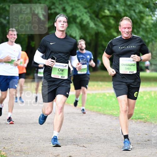 30.08.2026 - Blankeneser Heldenlauf Dr. Thomas Lammeyer http://msf.ph/oto/10017635 30.08.2026 10:07:01 Laufen 5391, 57, 5461, 5284 meine-sportfotos.de
