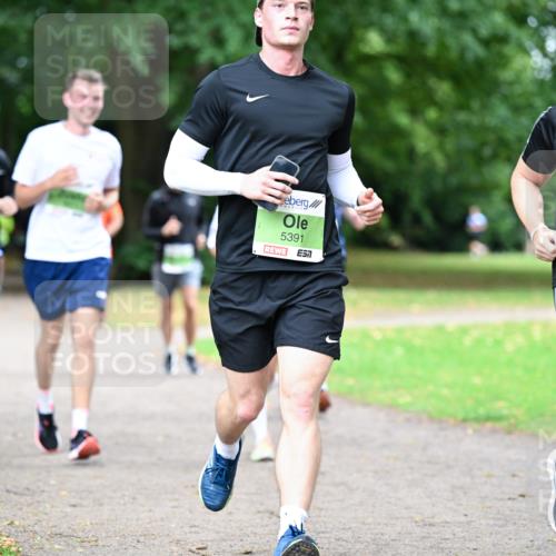 30.08.2026 - Blankeneser Heldenlauf Dr. Thomas Lammeyer http://msf.ph/oto/10017640 30.08.2026 10:07:02 Laufen 5391, 5461 meine-sportfotos.de