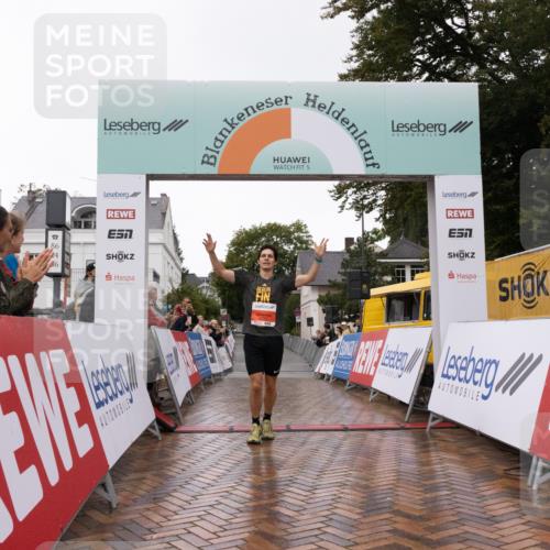 30.08.2026 - Blankeneser Heldenlauf Lena Gebhardt http://msf.ph/oto/10017666 30.08.2026 09:15:24 Ziel 3734 meine-sportfotos.de