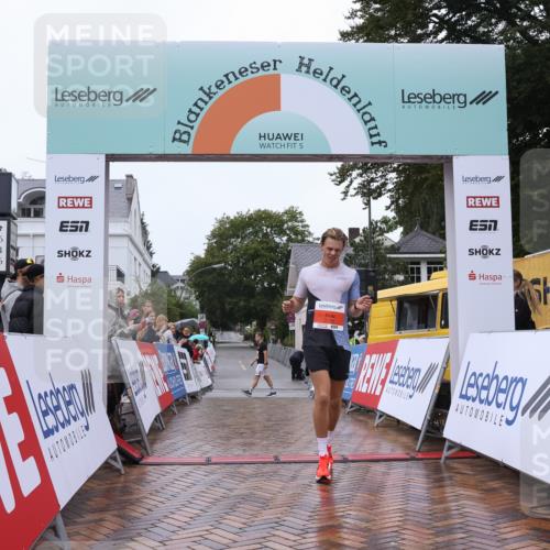 30.08.2026 - Blankeneser Heldenlauf Lena Gebhardt http://msf.ph/oto/10017693 30.08.2026 09:17:19 Ziel 3726 meine-sportfotos.de
