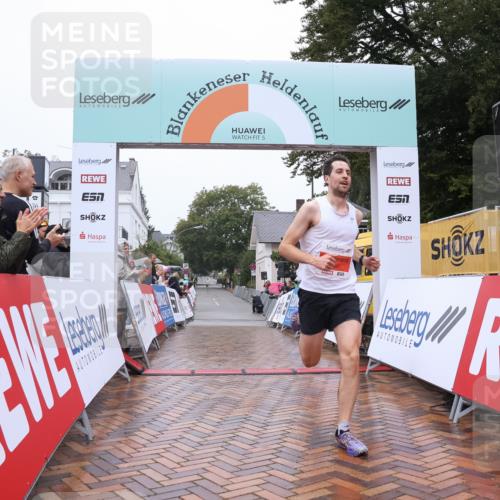 30.08.2026 - Blankeneser Heldenlauf Lena Gebhardt http://msf.ph/oto/10017703 30.08.2026 09:18:01 Ziel 3681 meine-sportfotos.de
