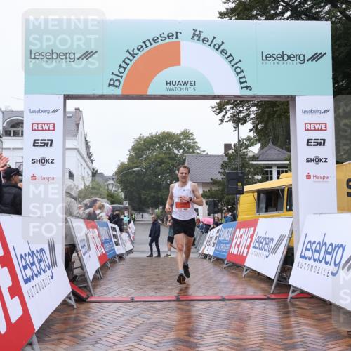 30.08.2026 - Blankeneser Heldenlauf Lena Gebhardt http://msf.ph/oto/10017712 30.08.2026 09:18:16 Ziel 3688 meine-sportfotos.de