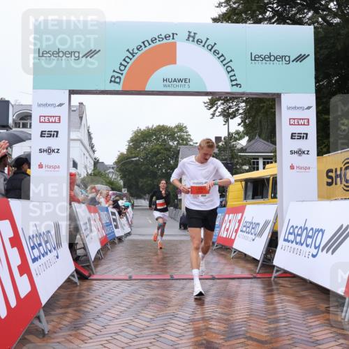 30.08.2026 - Blankeneser Heldenlauf Lena Gebhardt http://msf.ph/oto/10017725 30.08.2026 09:18:42 Ziel 3729, 3737 meine-sportfotos.de