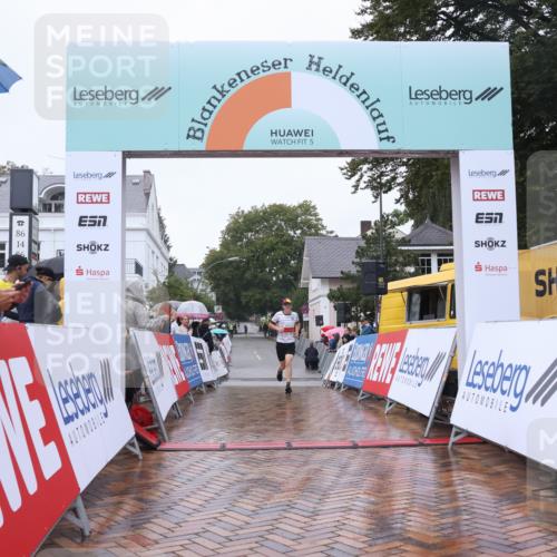 30.08.2026 - Blankeneser Heldenlauf Lena Gebhardt http://msf.ph/oto/10017739 30.08.2026 09:20:58 Ziel 3521 meine-sportfotos.de