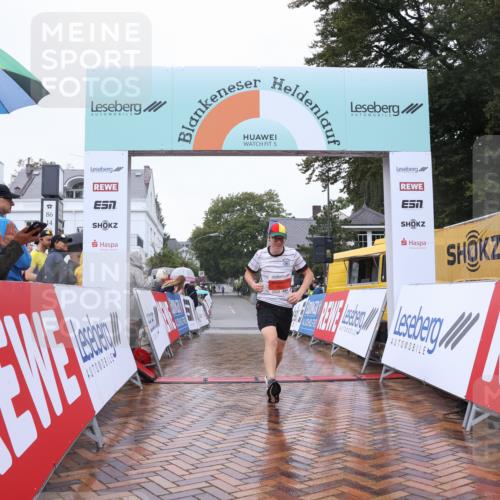 30.08.2026 - Blankeneser Heldenlauf Lena Gebhardt http://msf.ph/oto/10017746 30.08.2026 09:21:00 Ziel 3521 meine-sportfotos.de
