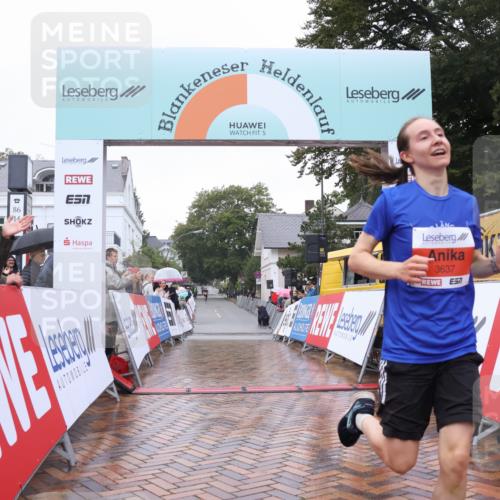 30.08.2026 - Blankeneser Heldenlauf Lena Gebhardt http://msf.ph/oto/10017766 30.08.2026 09:21:22 Ziel 3637 meine-sportfotos.de