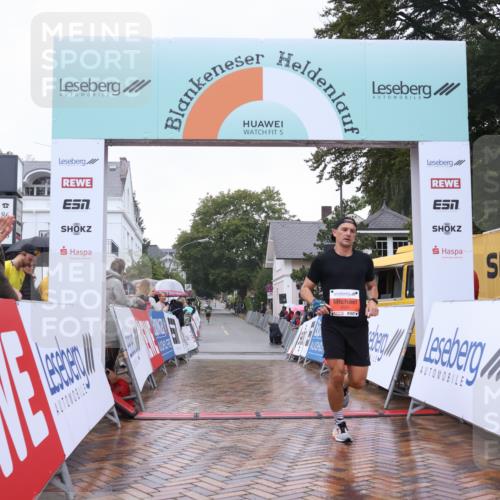 30.08.2026 - Blankeneser Heldenlauf Lena Gebhardt http://msf.ph/oto/10017772 30.08.2026 09:21:38 Ziel 3555 meine-sportfotos.de