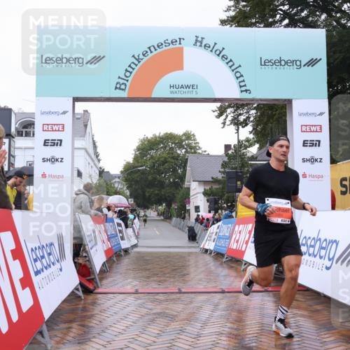 30.08.2026 - Blankeneser Heldenlauf Lena Gebhardt http://msf.ph/oto/10017775 30.08.2026 09:21:38 Ziel 3555 meine-sportfotos.de