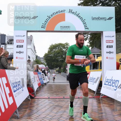 30.08.2026 - Blankeneser Heldenlauf Lena Gebhardt http://msf.ph/oto/10017781 30.08.2026 09:21:50 Ziel 3695 meine-sportfotos.de