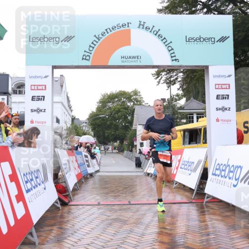 30.08.2026 - Blankeneser Heldenlauf Lena Gebhardt http://msf.ph/oto/10017824 30.08.2026 09:22:26 Ziel 3520, 3674, 3712 meine-sportfotos.de